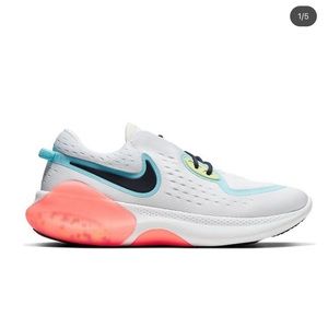 Nike Joyride Dual Sneakers